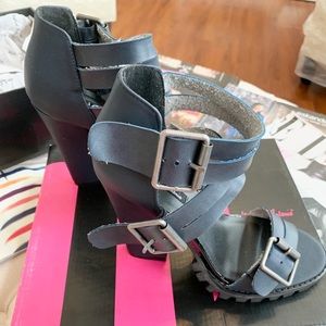 Navy Michael Antonio Open Toe Heel